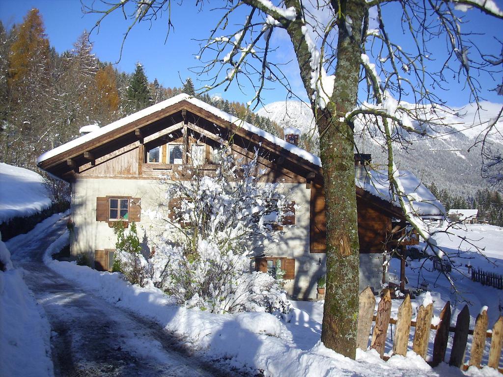 Bed and Breakfast Maso Pin Мадонна-ді-Кампільйо Екстер'єр фото